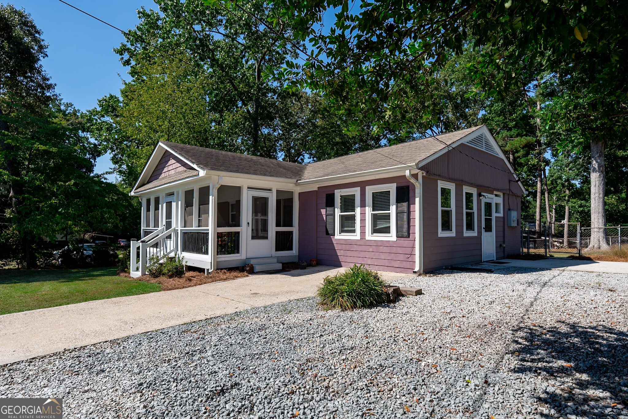 2890 Sherwood Rd SE — photo