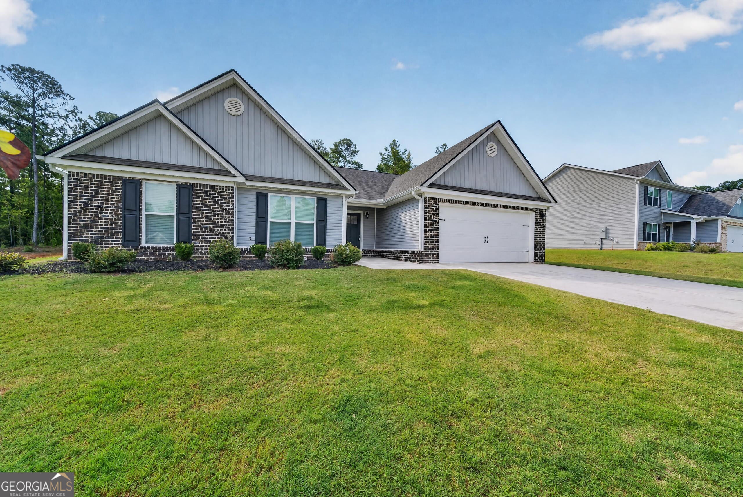 421 Riley Circle NW — photo