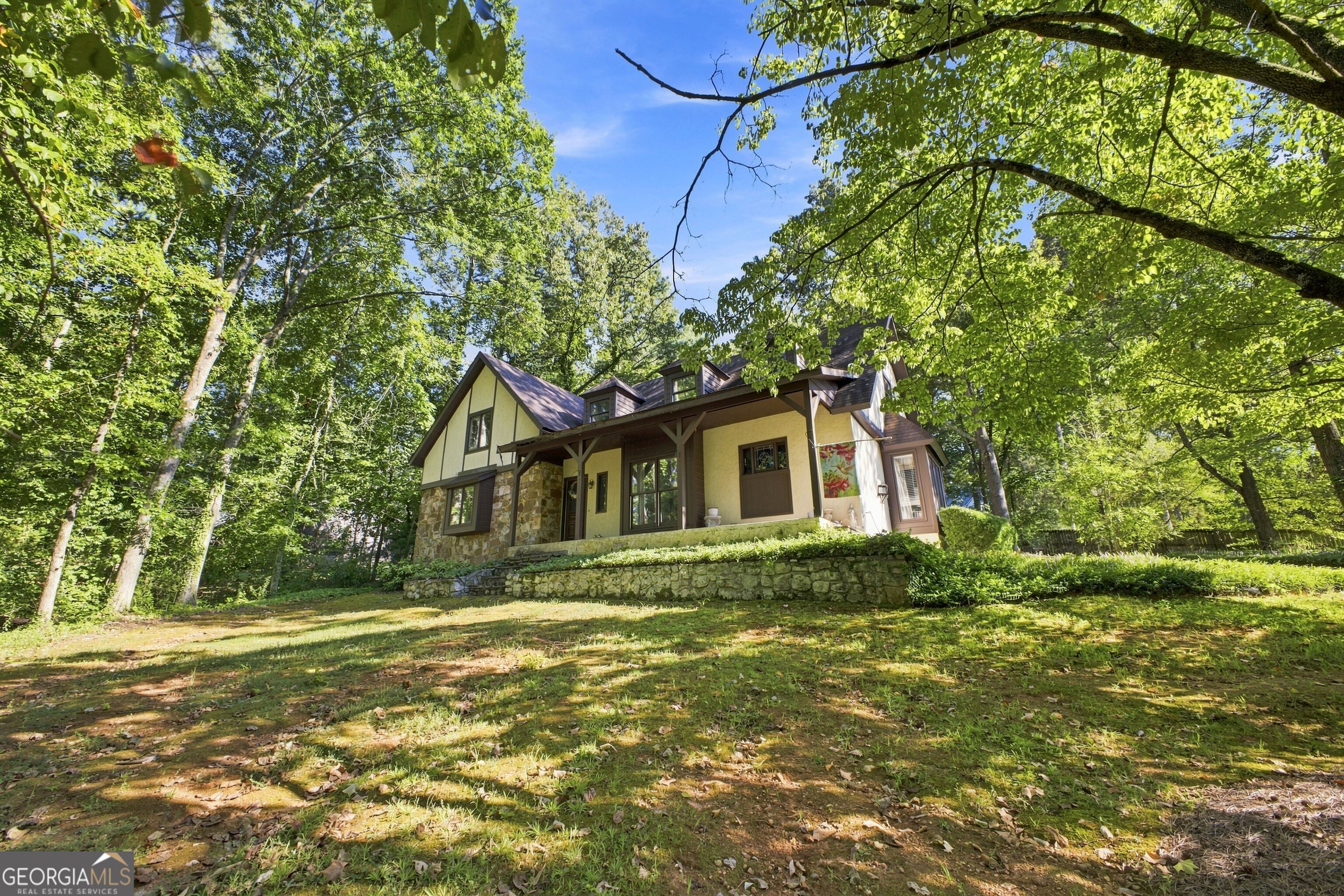 102 Valley Brook Dr SE — photo
