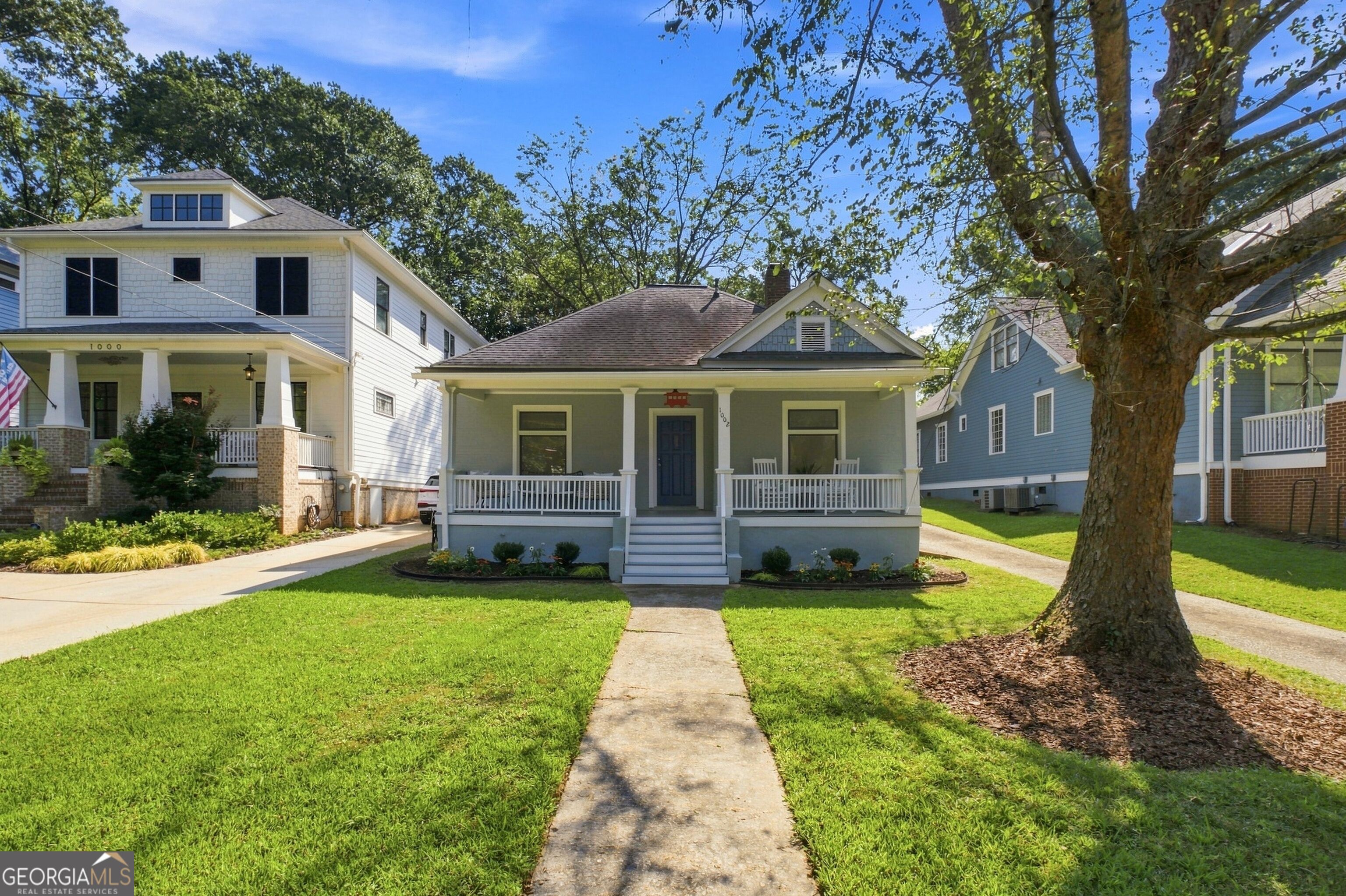 1002 Gilbert St SE — photo