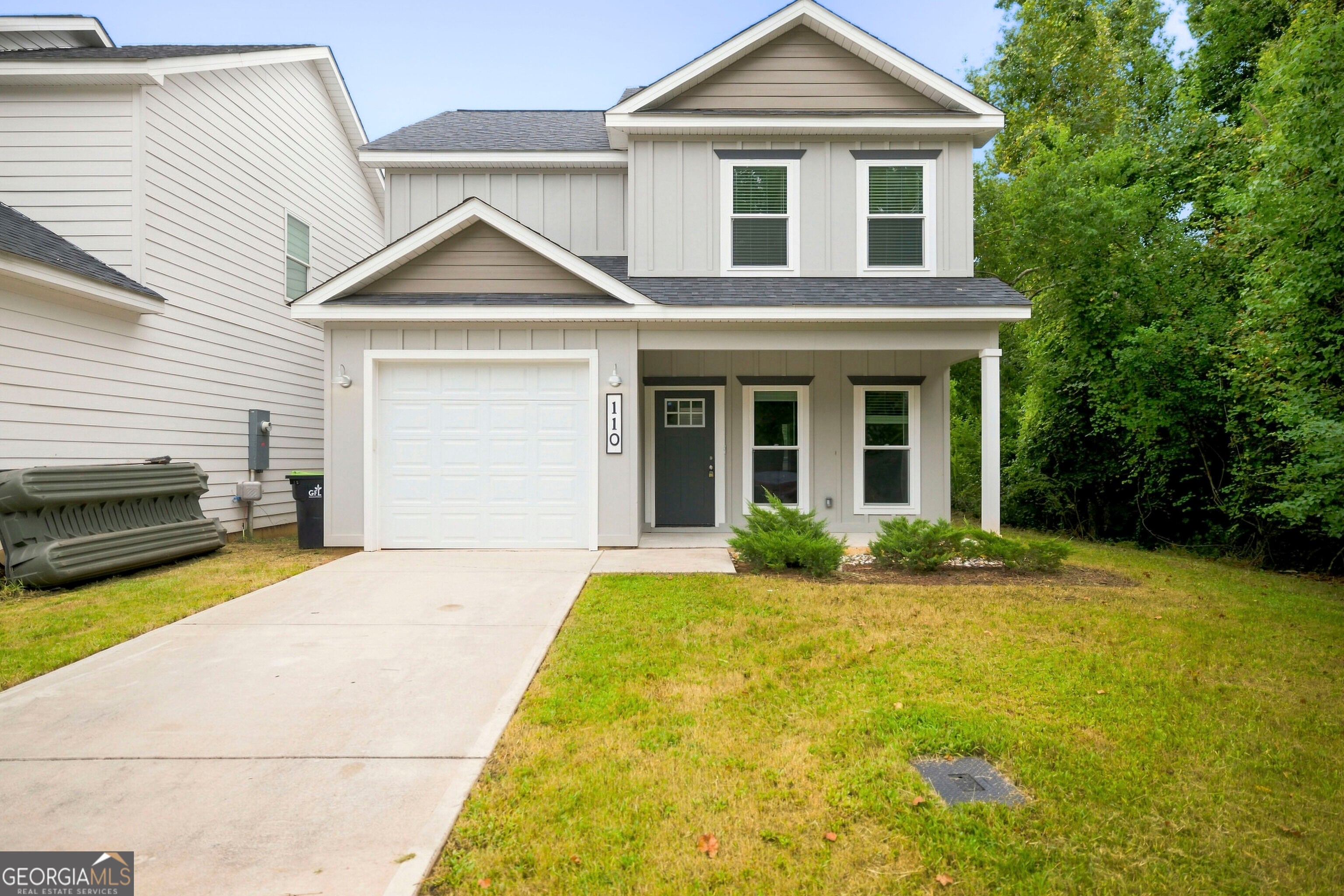 110 Leisure Pointe CV — photo