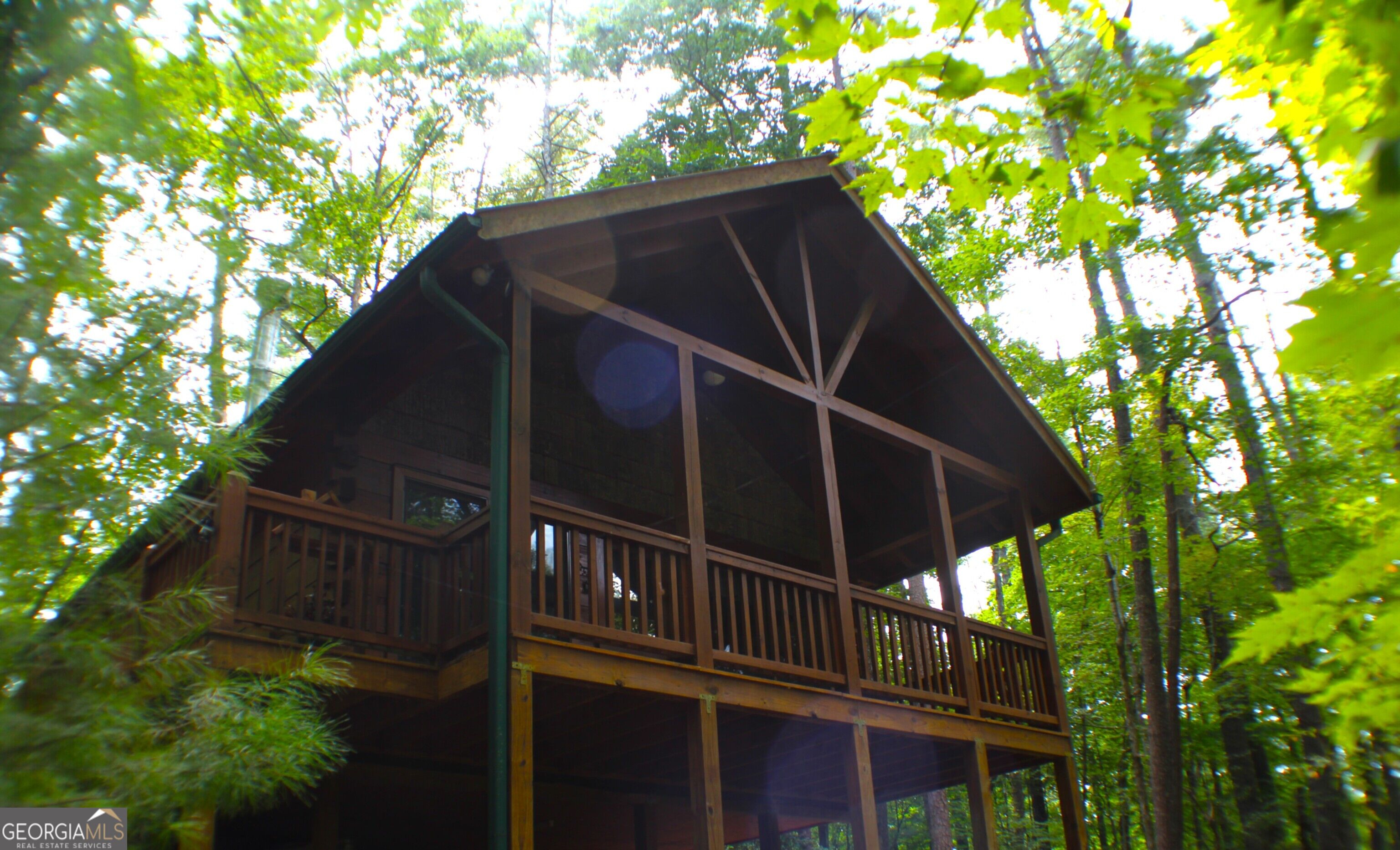 90 Pine Tree Dr — photo
