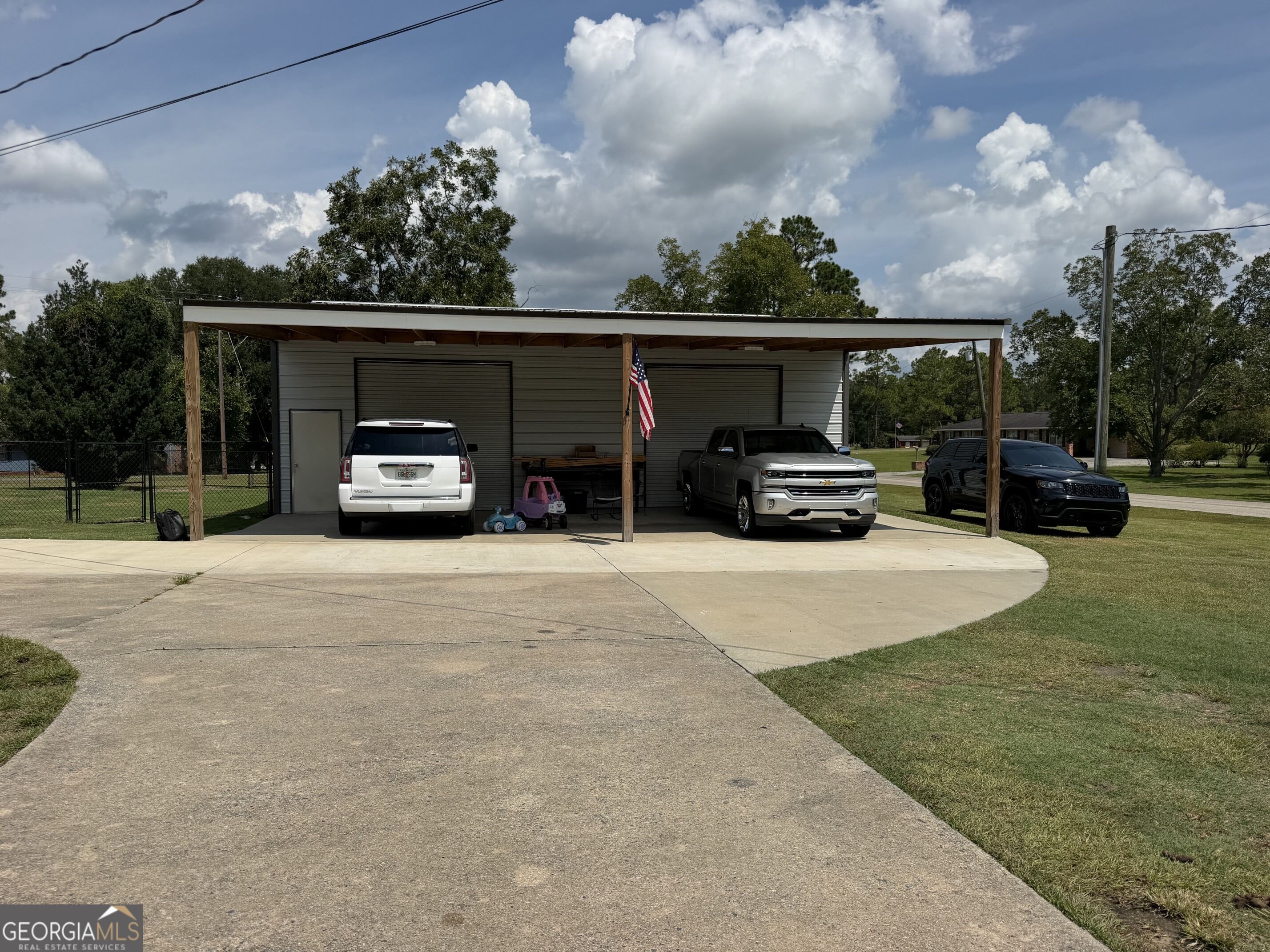 438 W Oglethorpe Avenue, Lyons, GA 30436 — photo 3