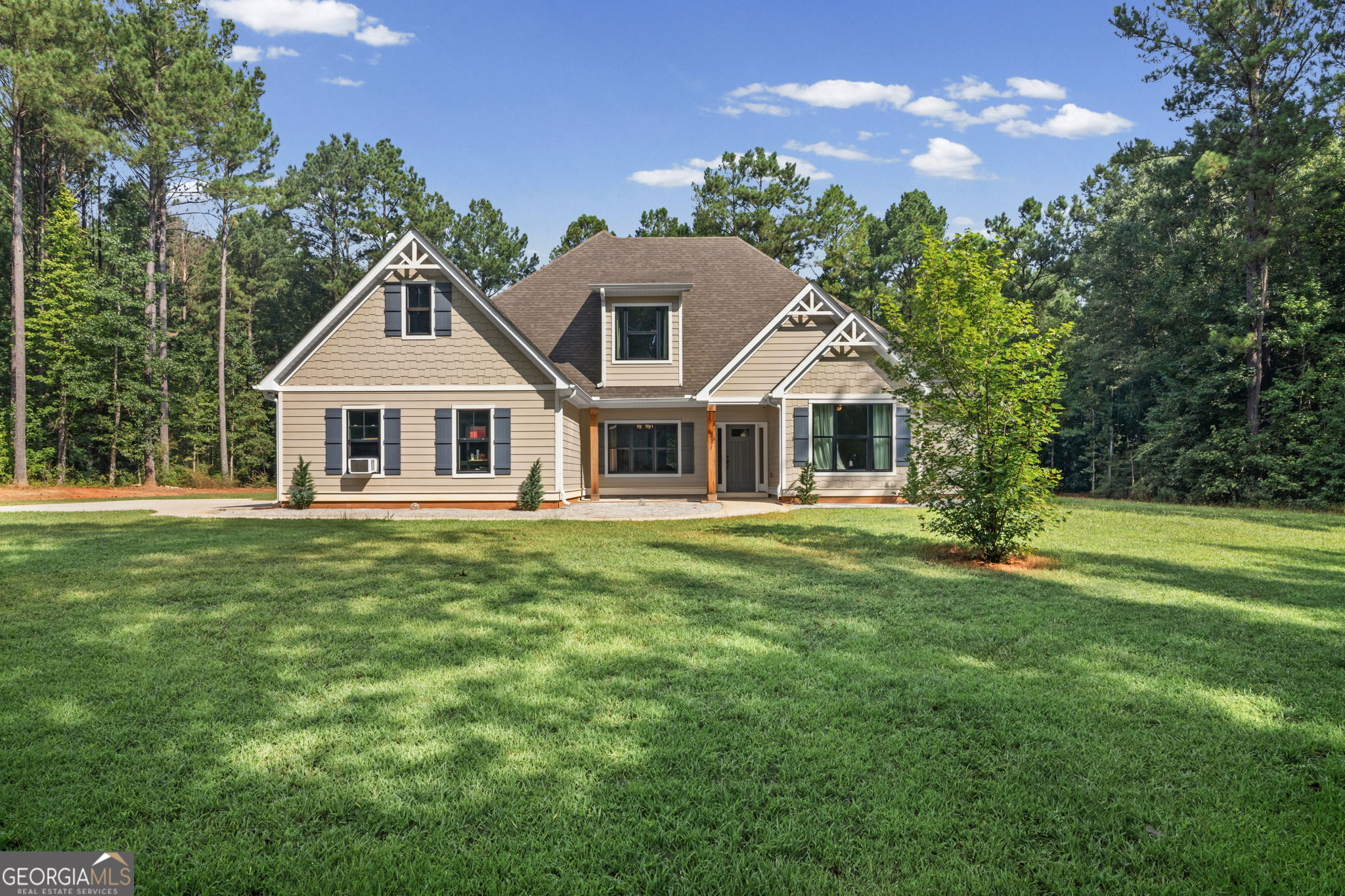 242 Roberts Pond Rd — photo