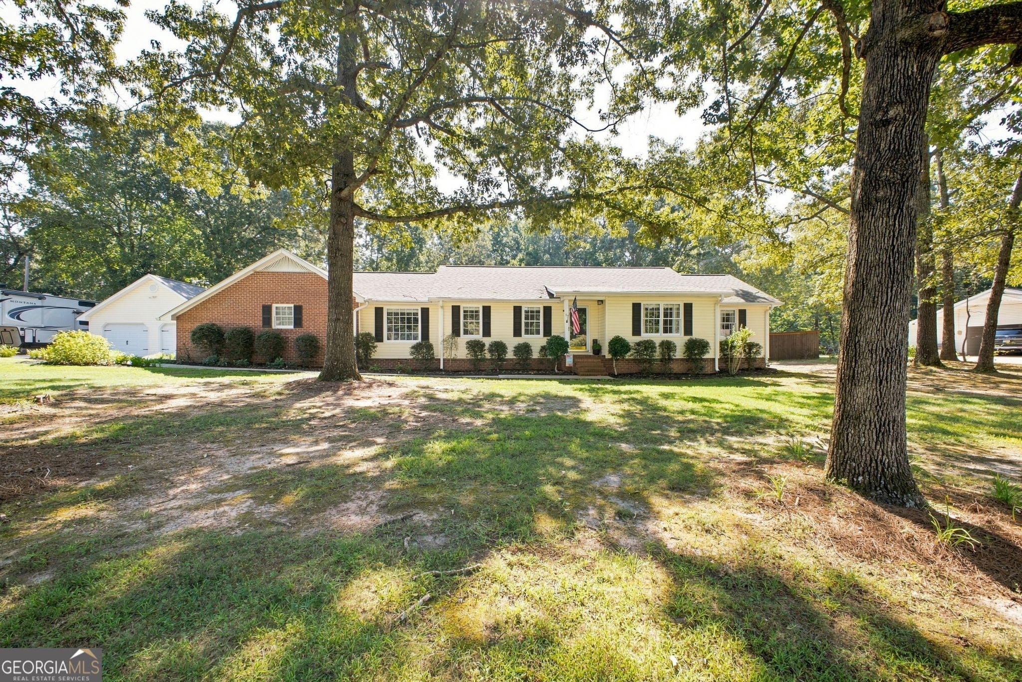97 Oak Hill Dr — photo