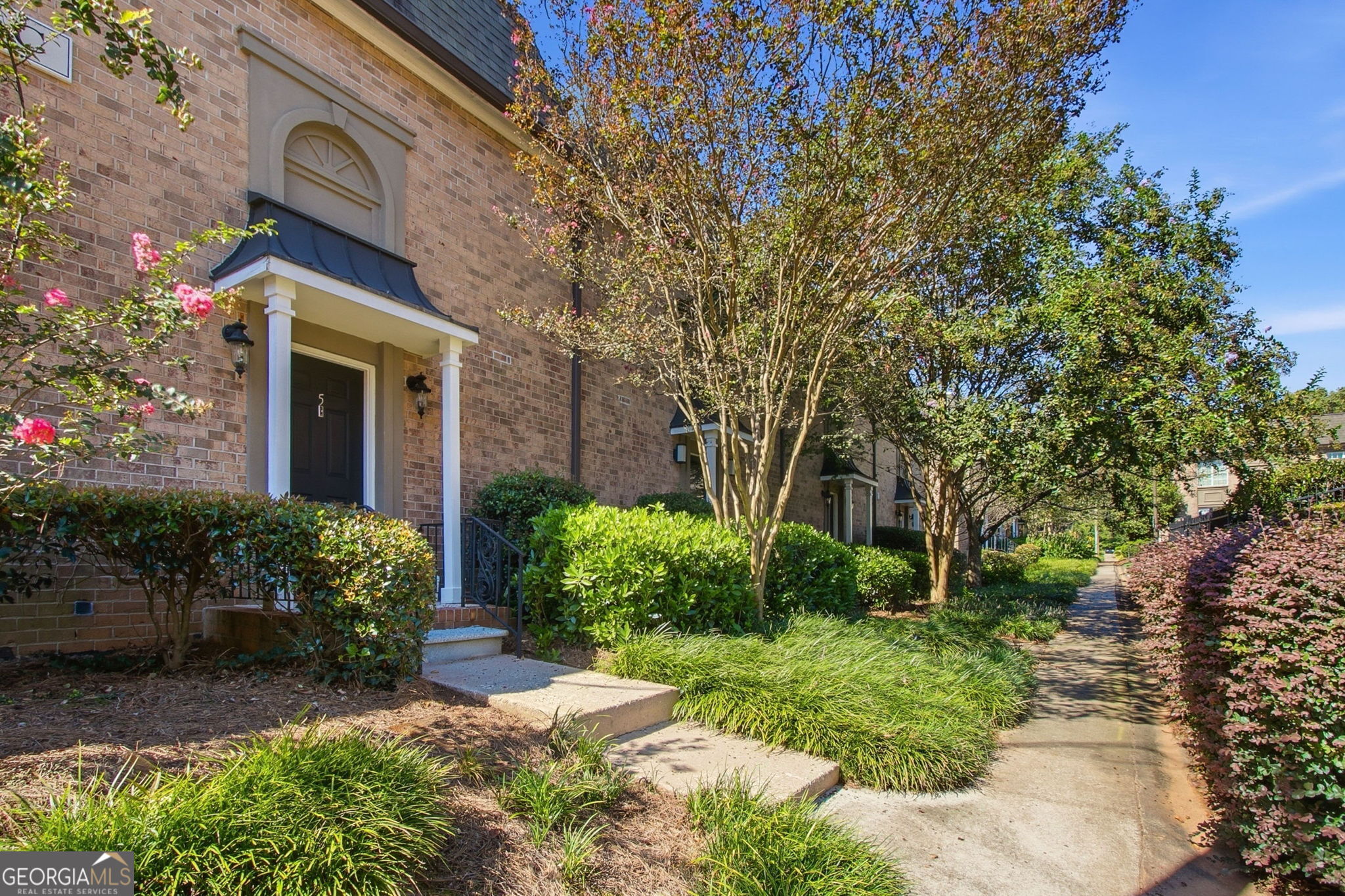 6980 Roswell Rd C5 — photo