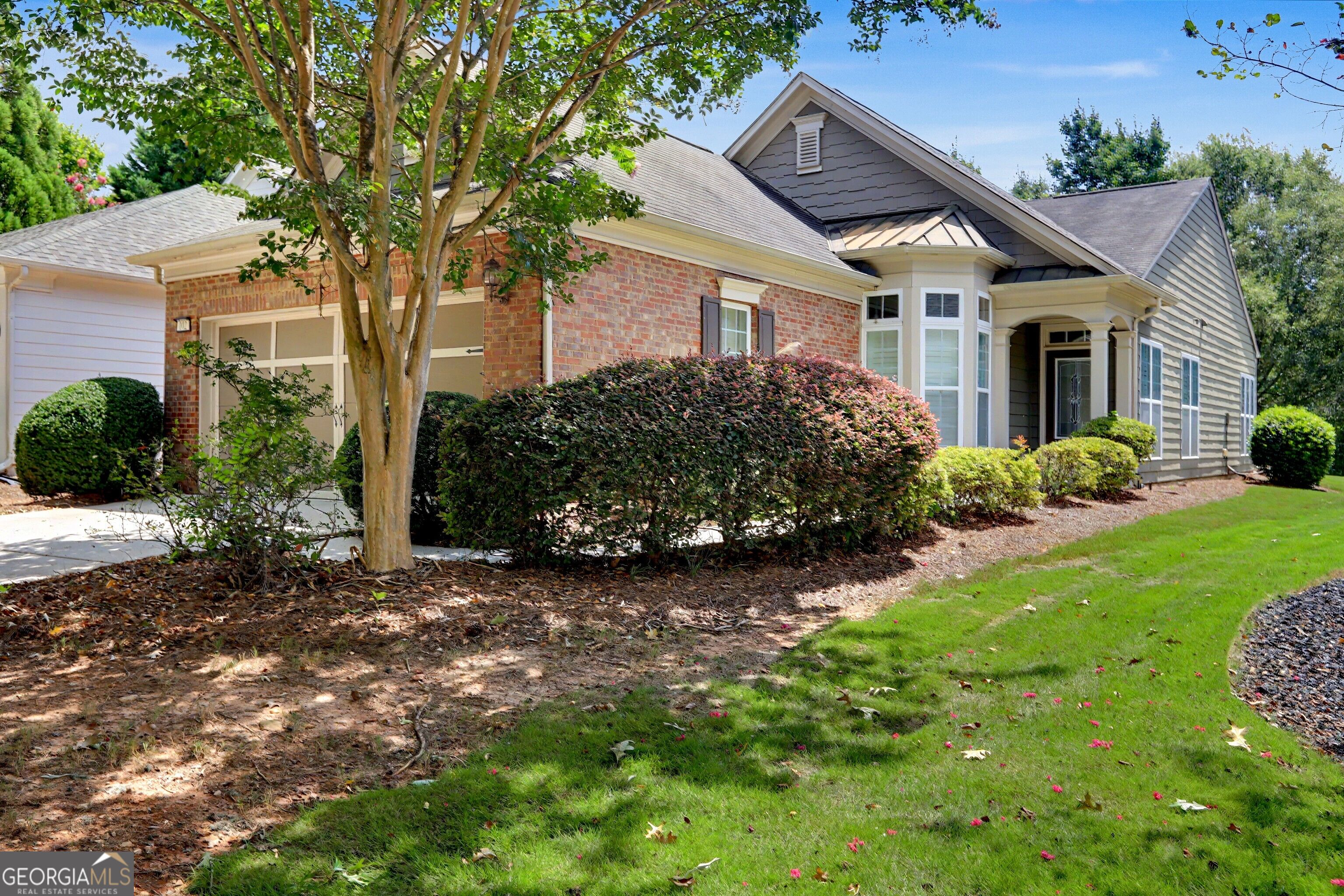 102 Magic Lily Dr — photo