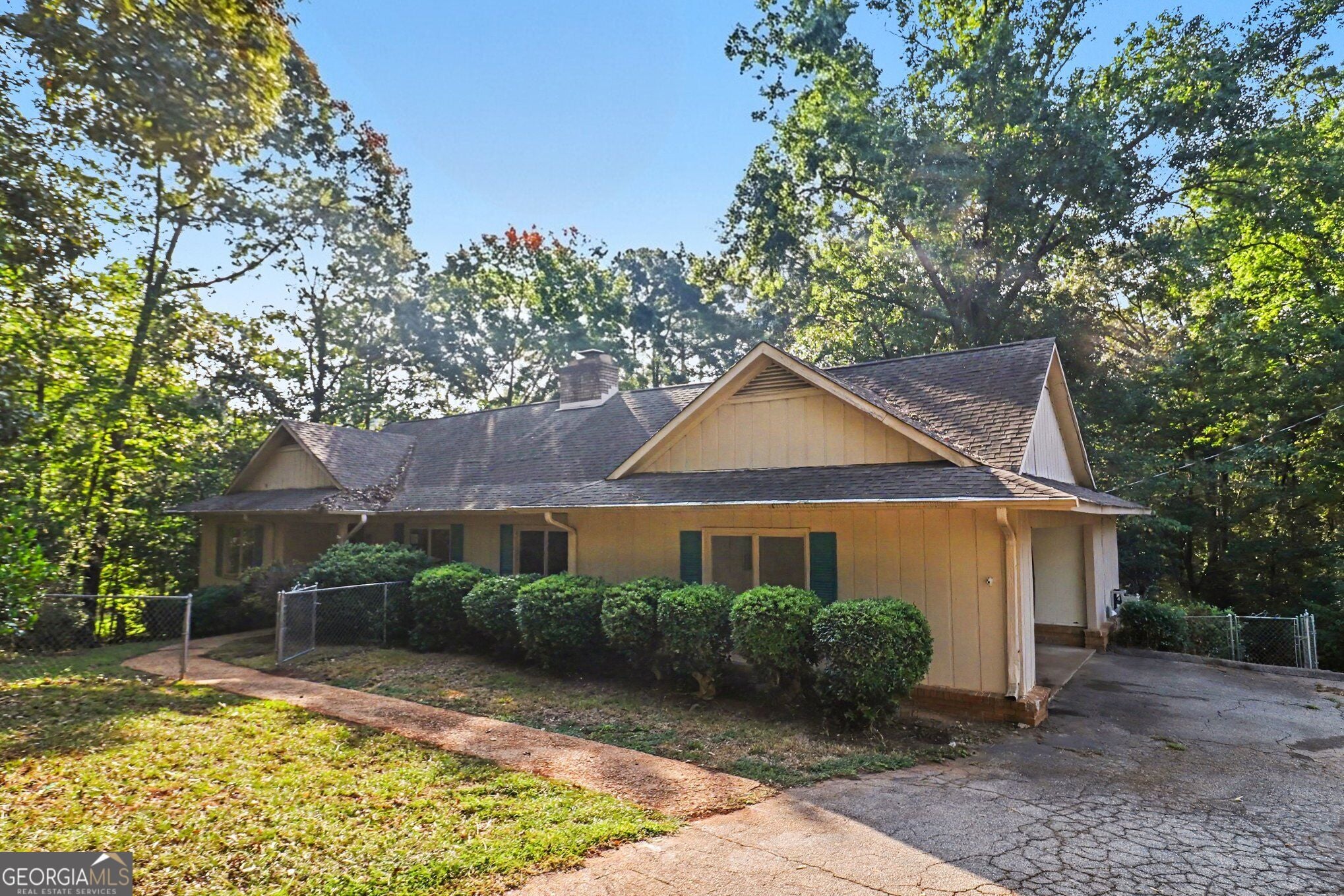 981 Cameron Mill Rd — photo