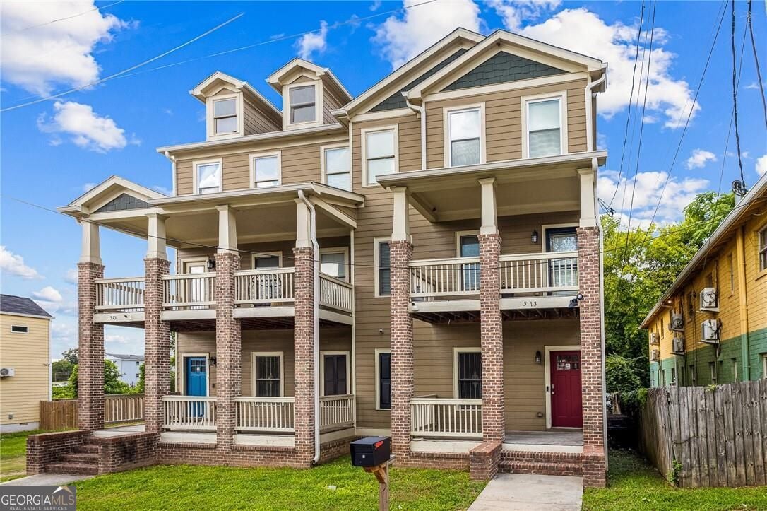 573 Ira St SW — photo