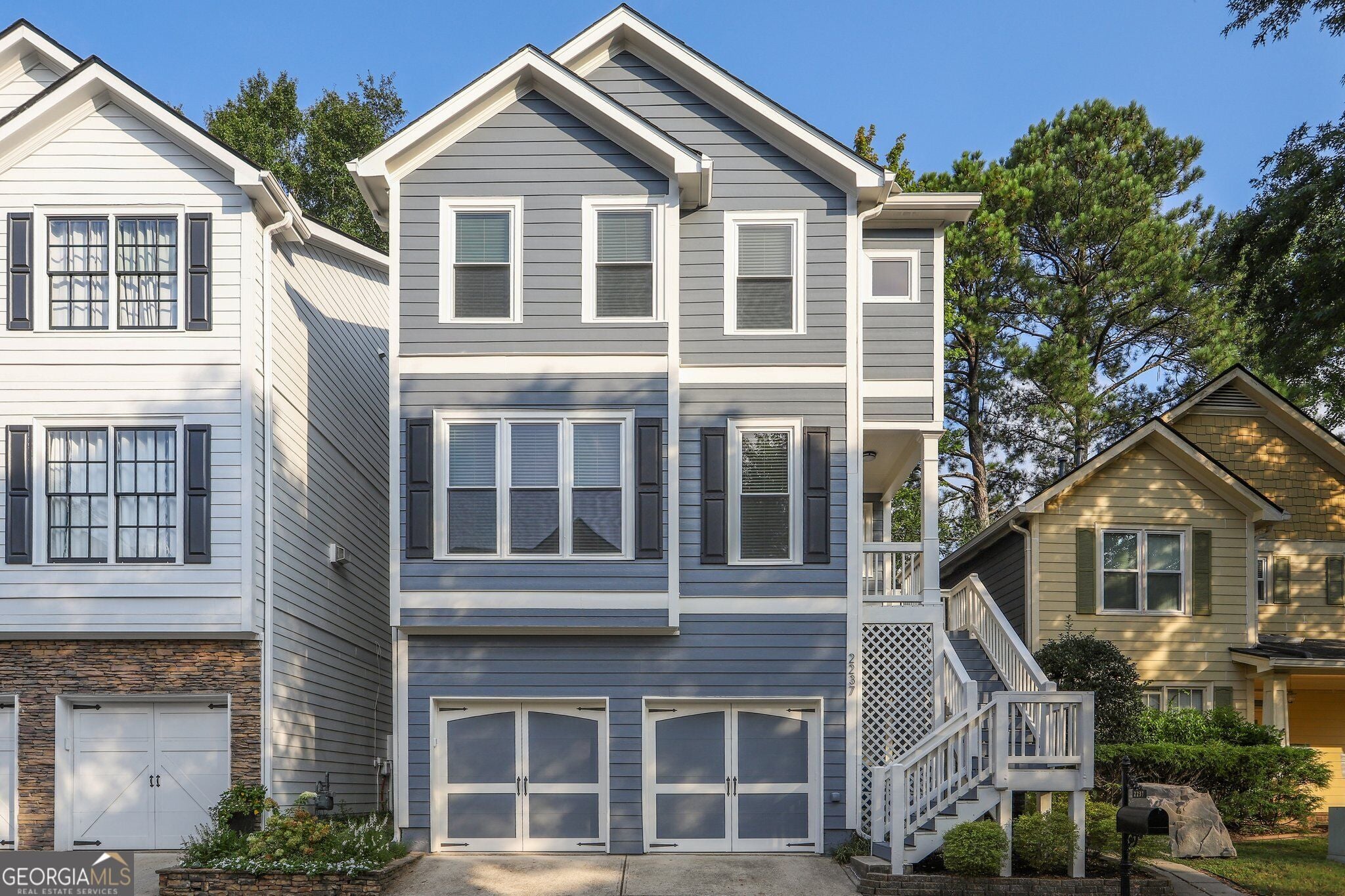 2237 Parkview Ct NW — photo