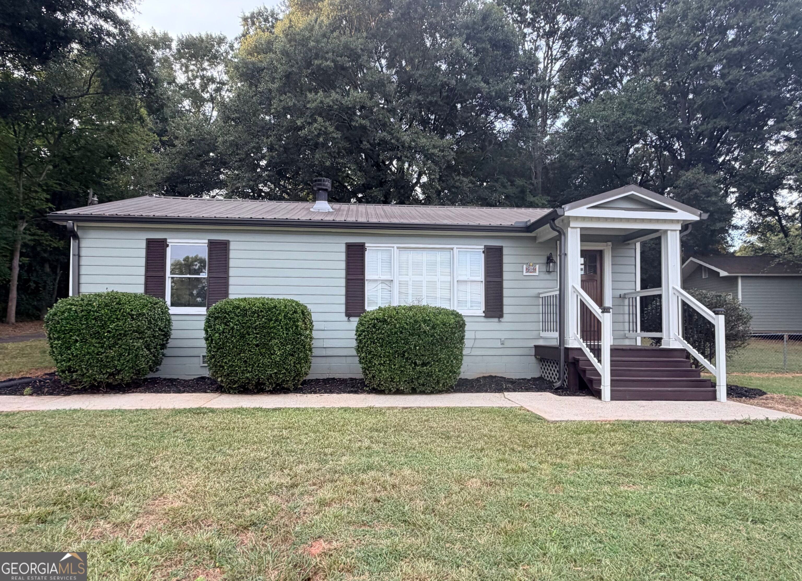 604 Lynn Ave — photo