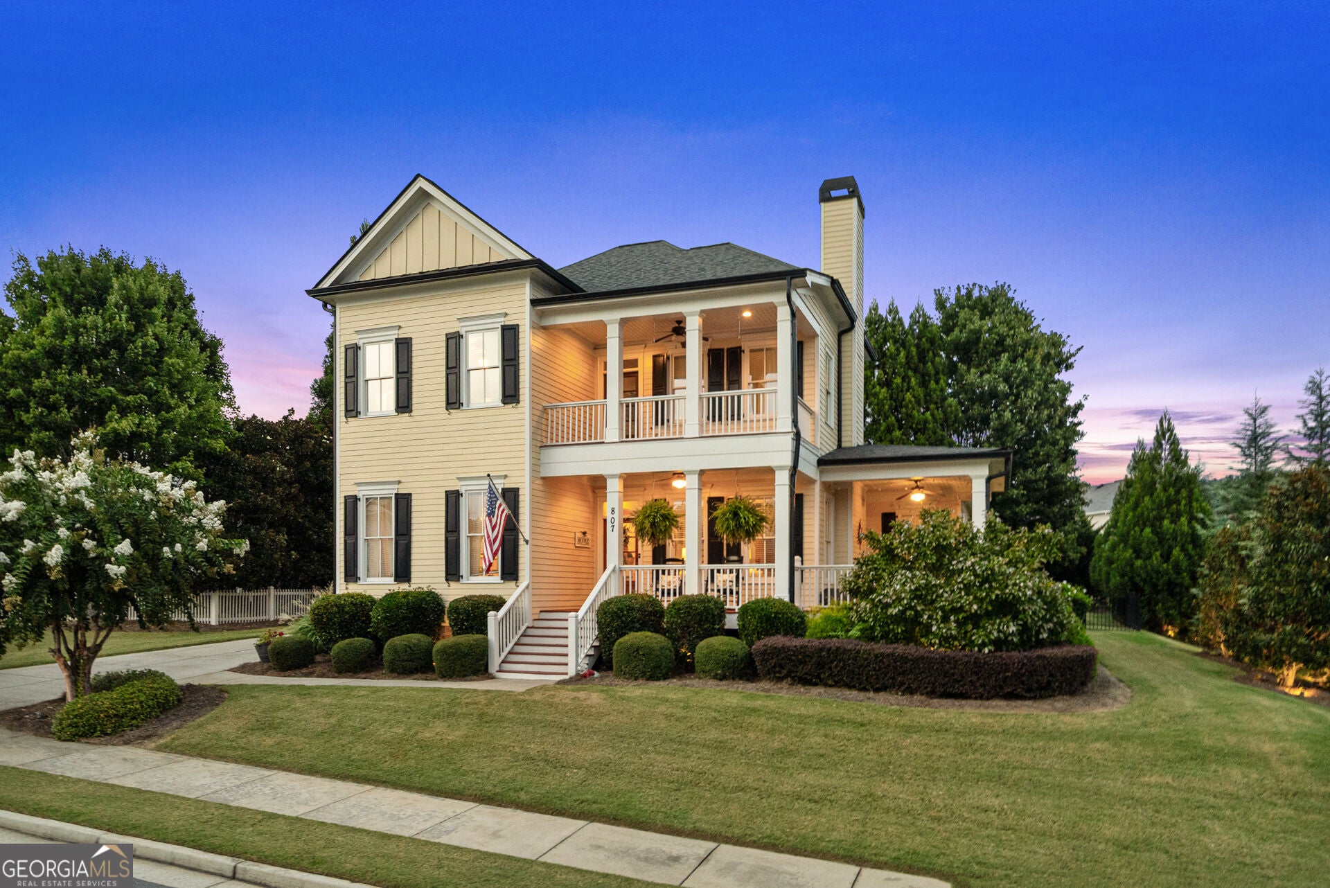 807 Clubside Ct — photo