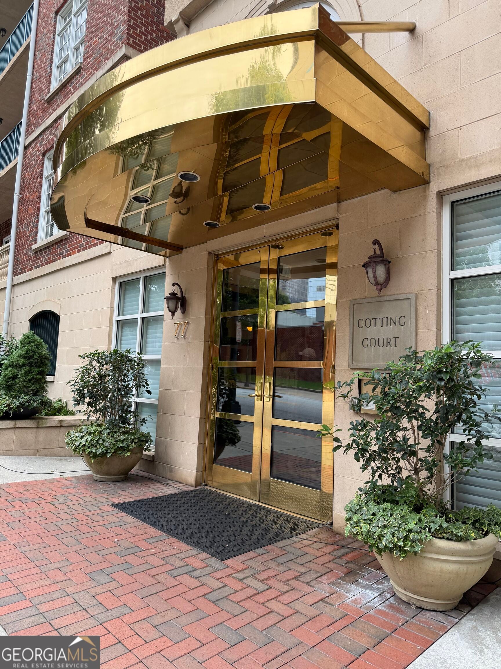 77 Peachtree Pl NE 304 — photo