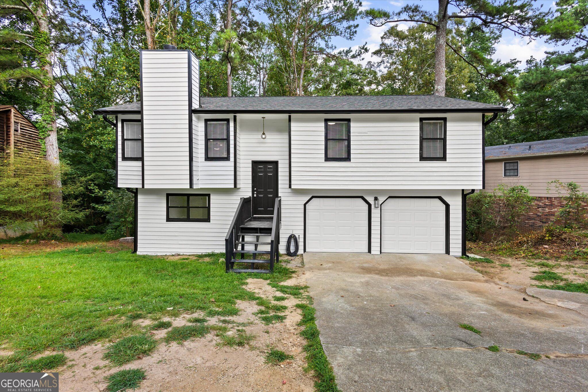 5882 Williams Rd — photo