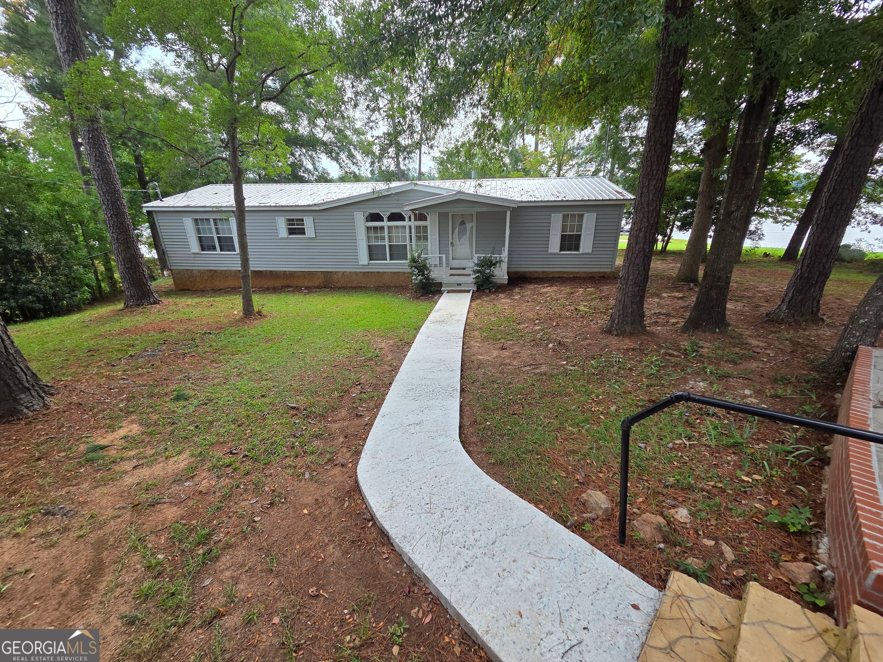 151 Island Creek Dr NE — photo