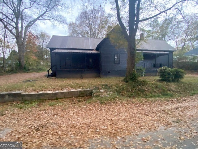 6114 Hopkins St NE — photo