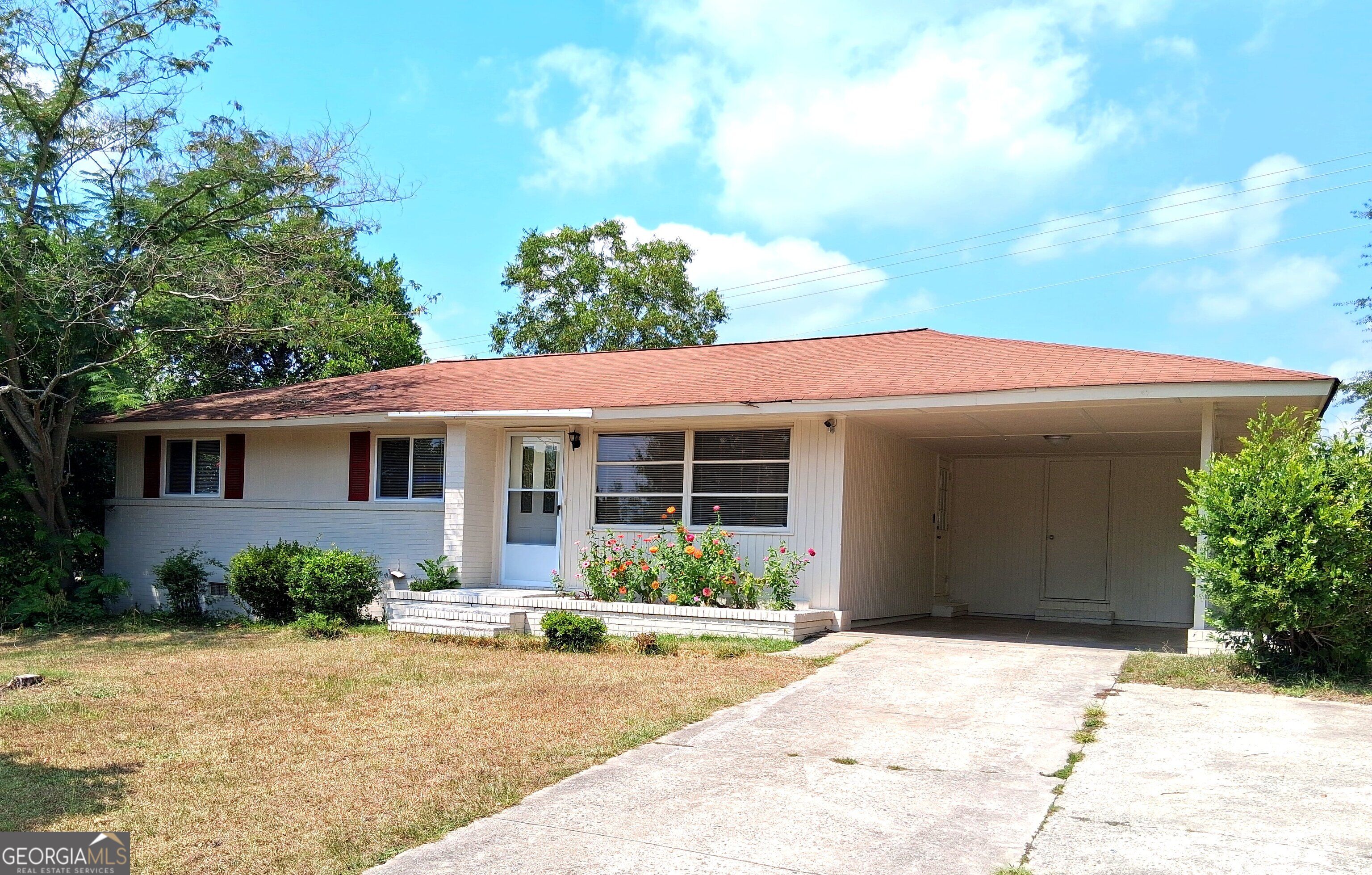 2018 Winston Dr — photo