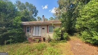 1301 Lakeview Dr — photo