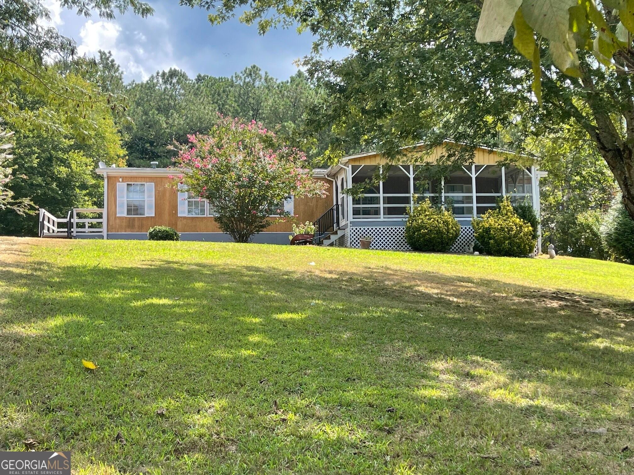 74 Bridle Path Dr — photo