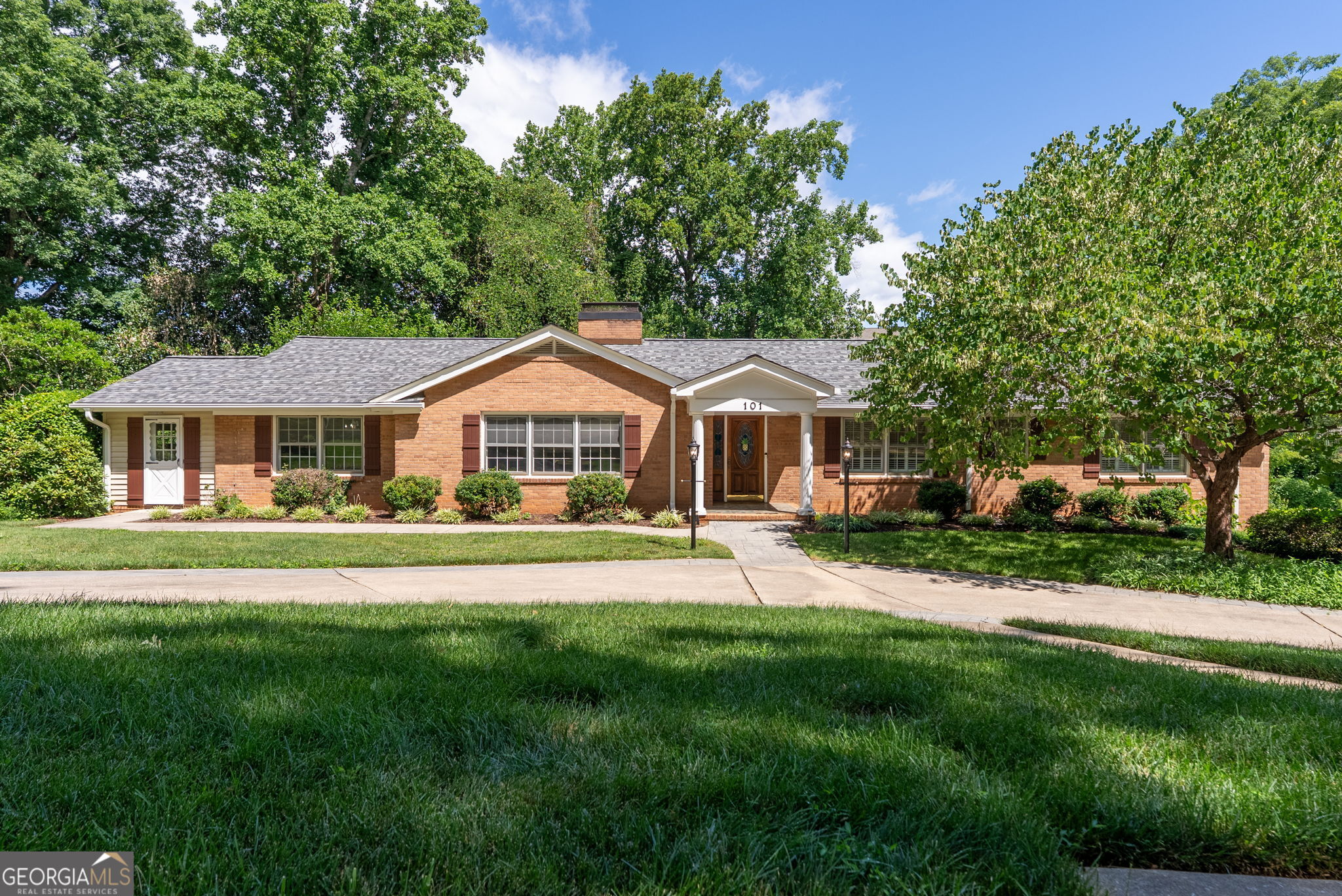 101 Indian Springs Dr — photo