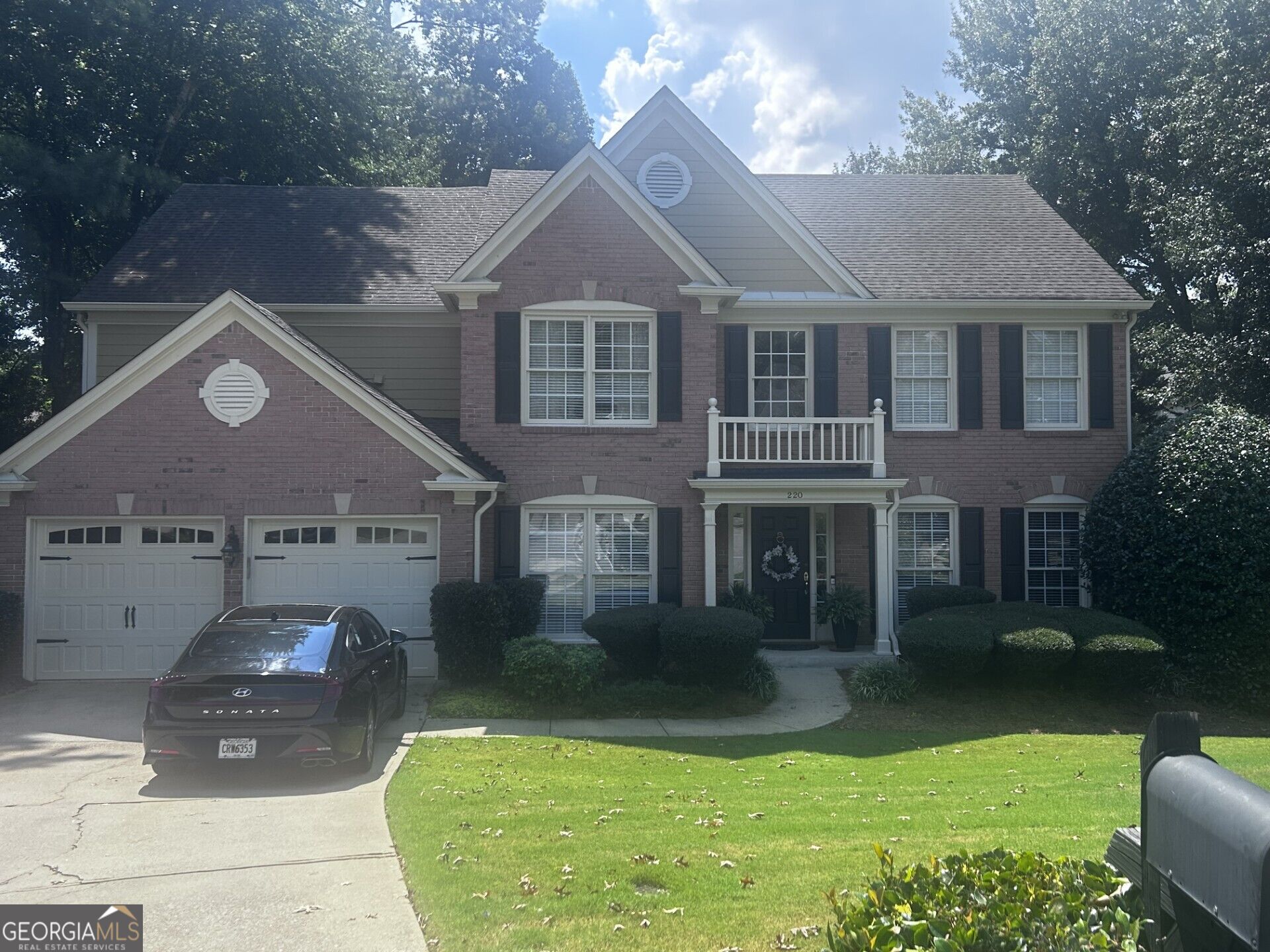 220 Ganton Ct — photo