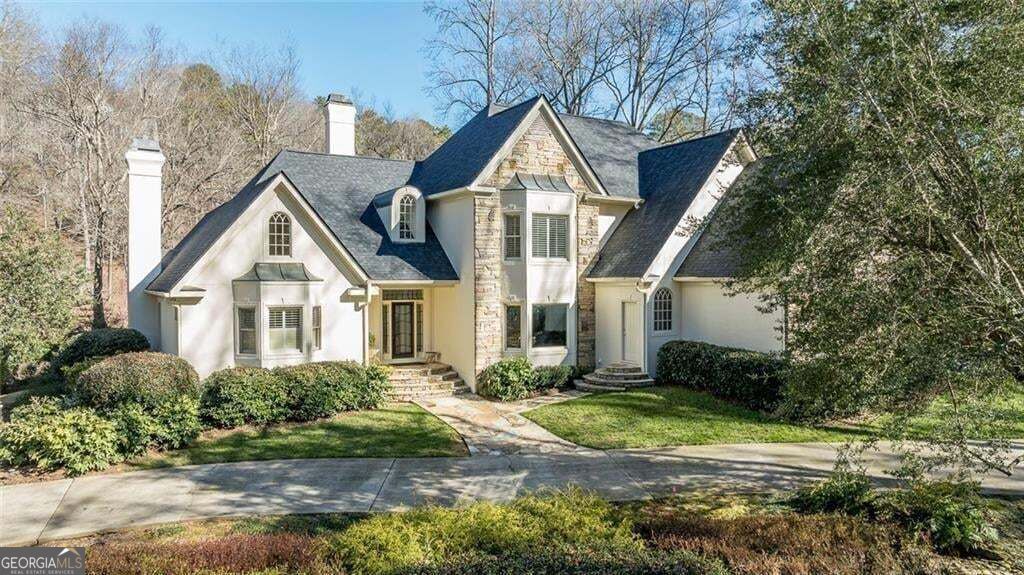 325 Riverhall Ct — photo