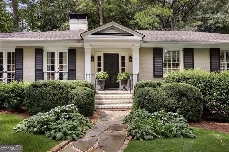 349 Pineland Rd NW — photo