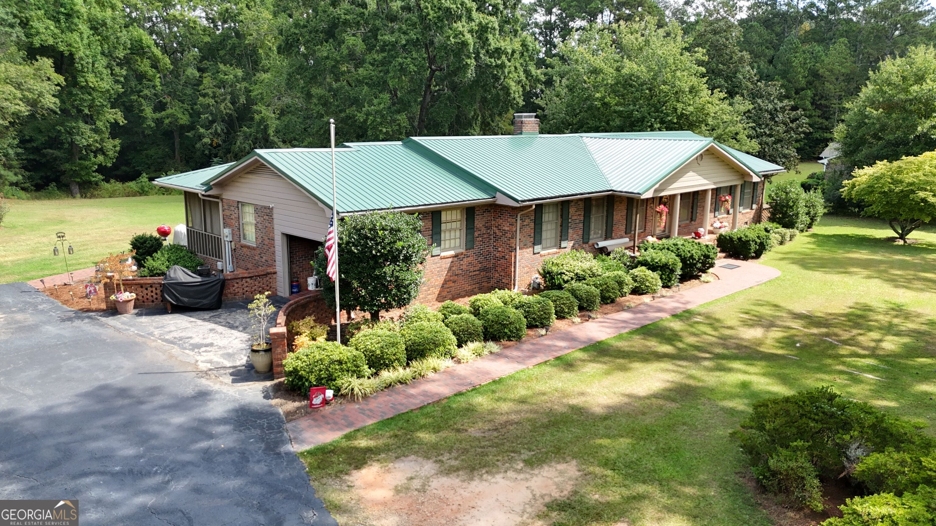 1336 Calhoun Falls Hwy — photo