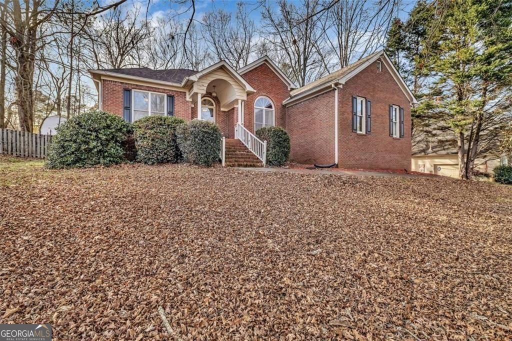 111 Overlook Heights Way — photo