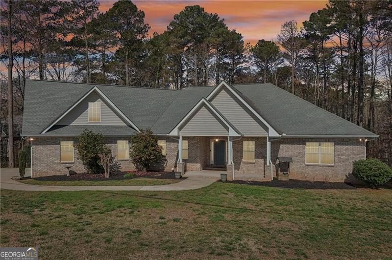 7055 Bannister Rd — photo