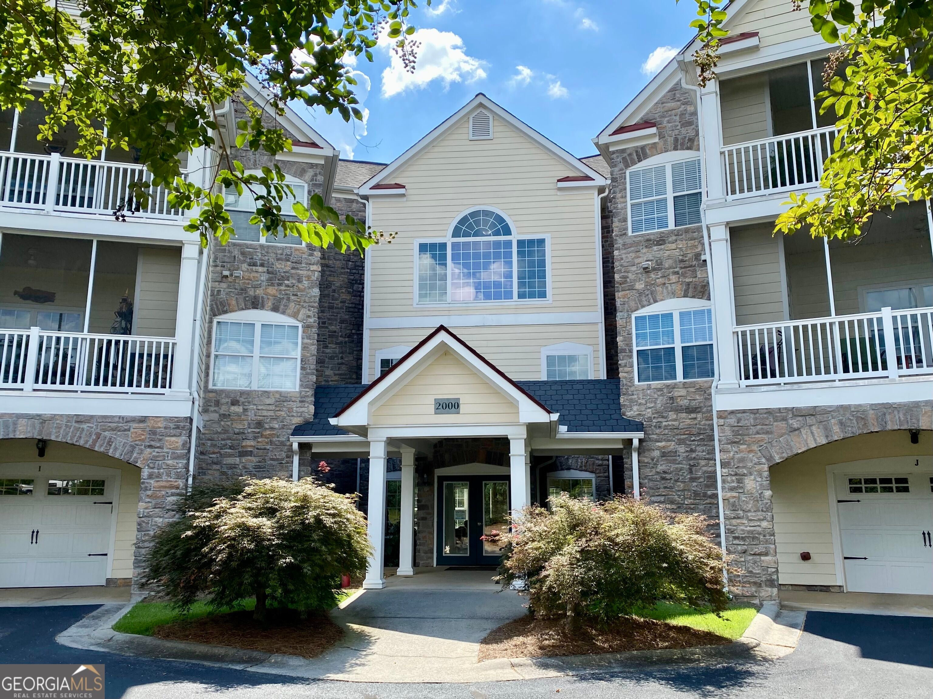 2311 Village Blvd SE — photo