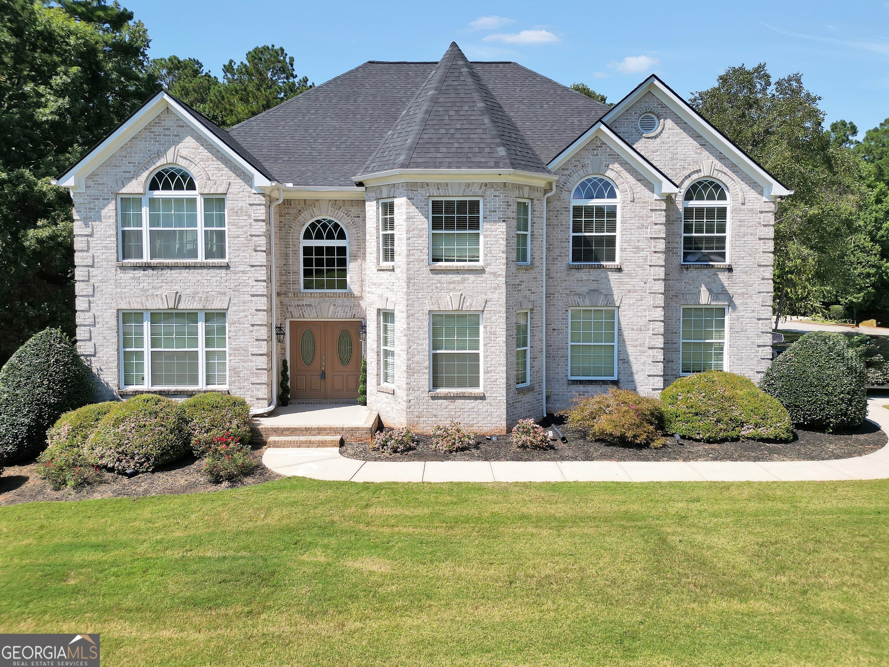 1202 Persimmon Way — photo
