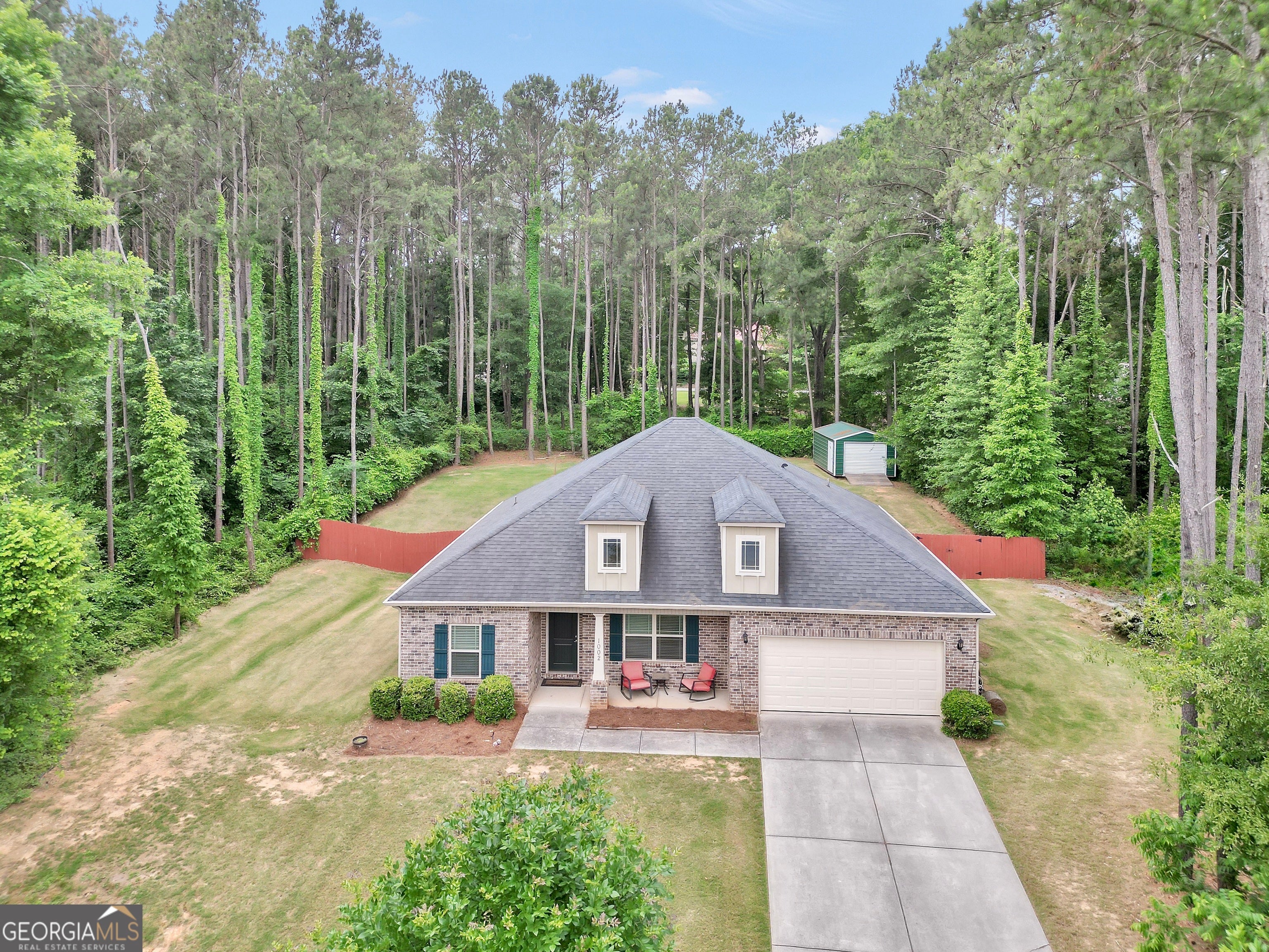 1002 Yorkshire Dr — photo