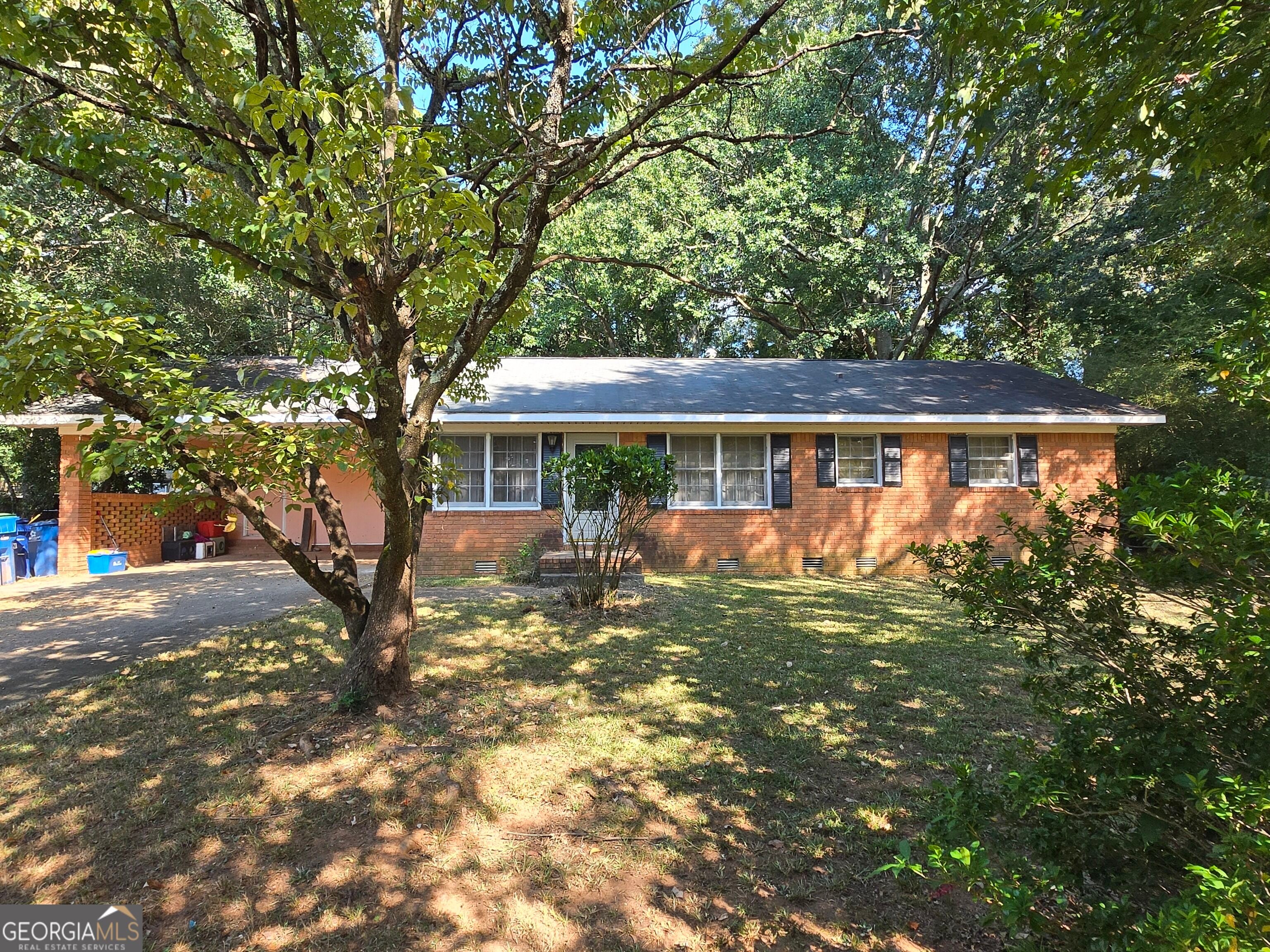 280 Huntington Rd — photo