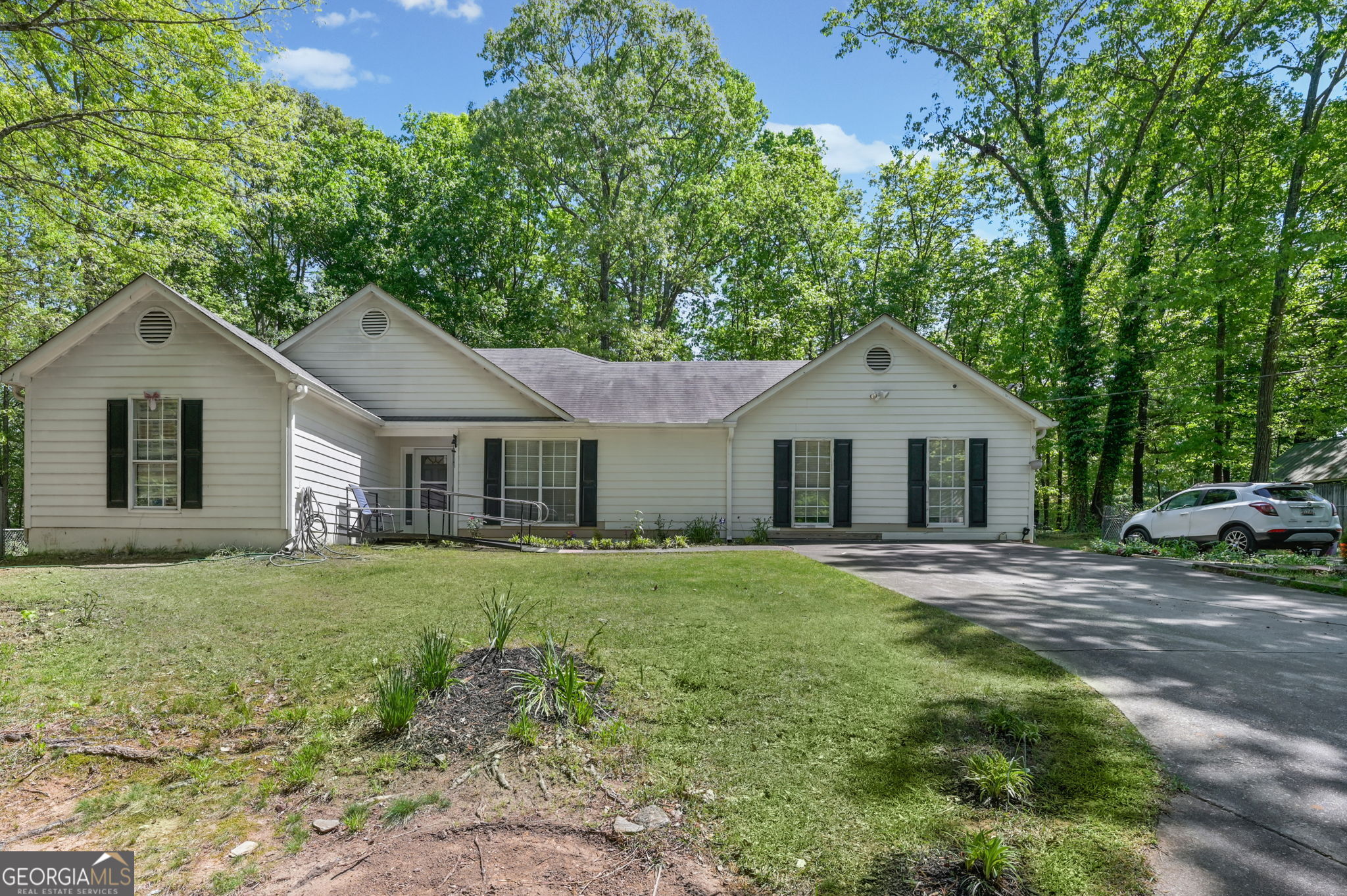 365 Cook Dr — photo