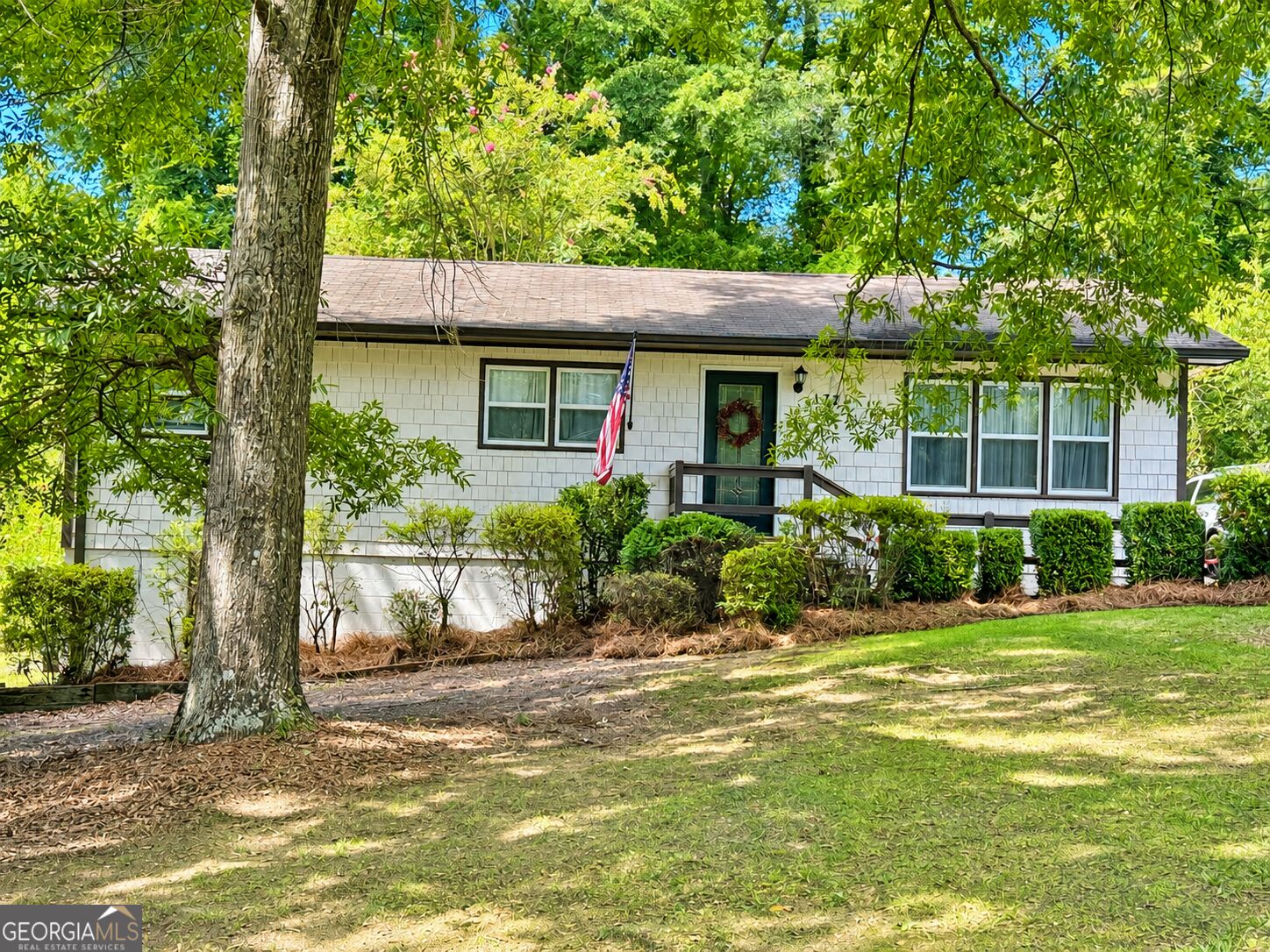 177 Dickson Dr — photo