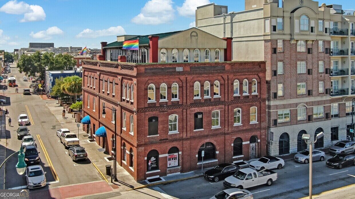 301 W Bay St Rooftop — photo