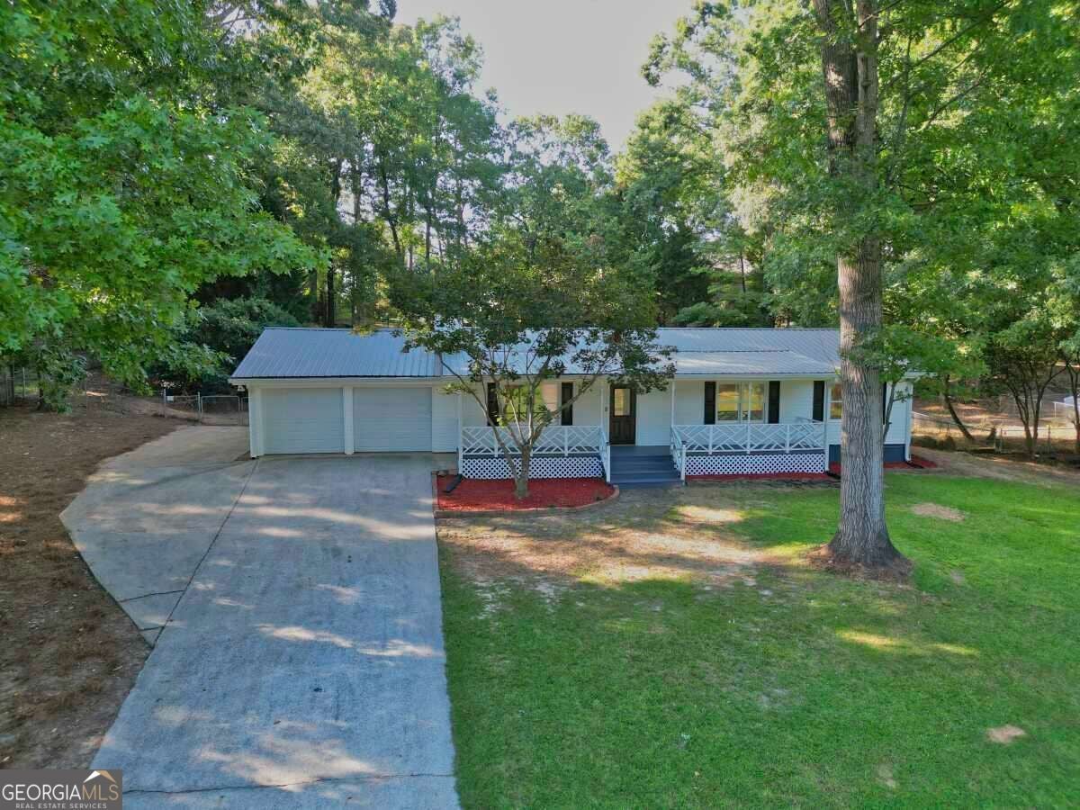 402 Trotters Rdg — photo