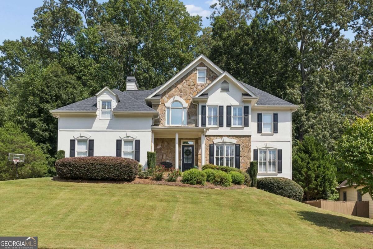 3090 Salisbury Dr — photo
