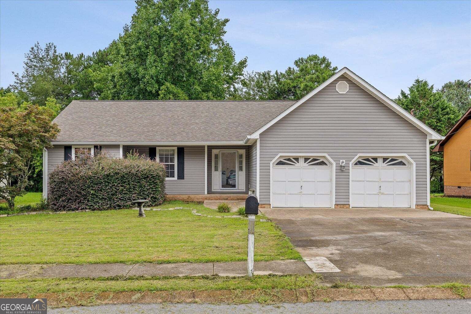 4518 Kings Lake Ct — photo