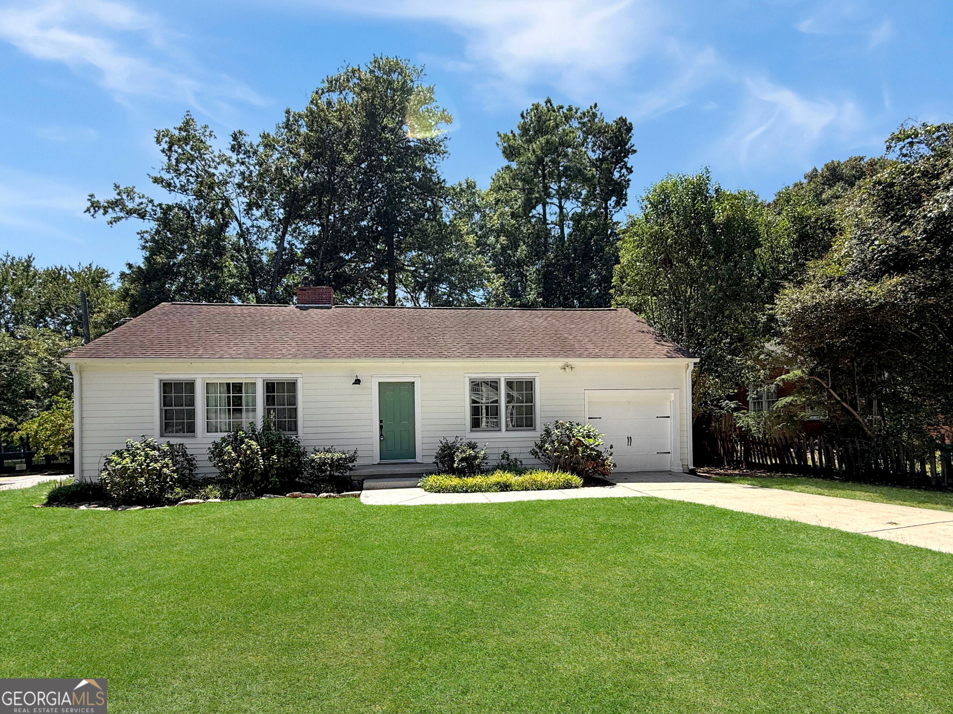 155 Windsor Ct — photo