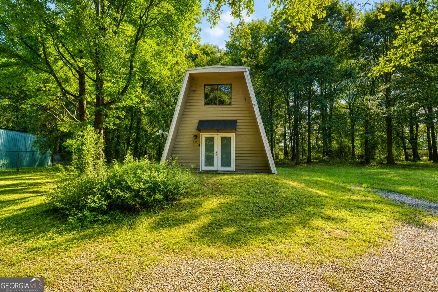555 Freeman Dr — photo
