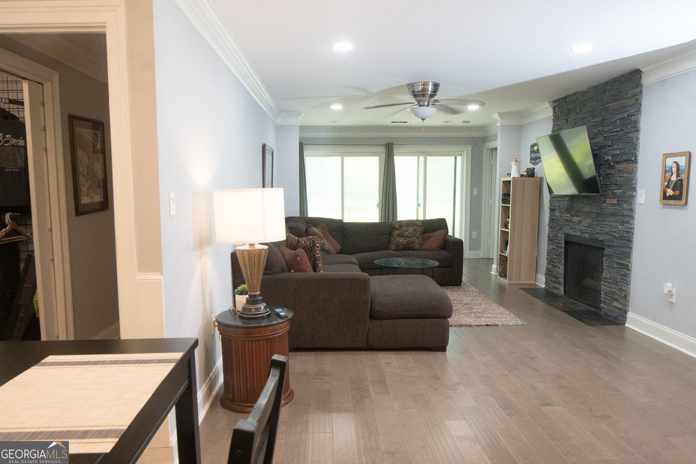 2102 Pine Heights Dr NE — photo