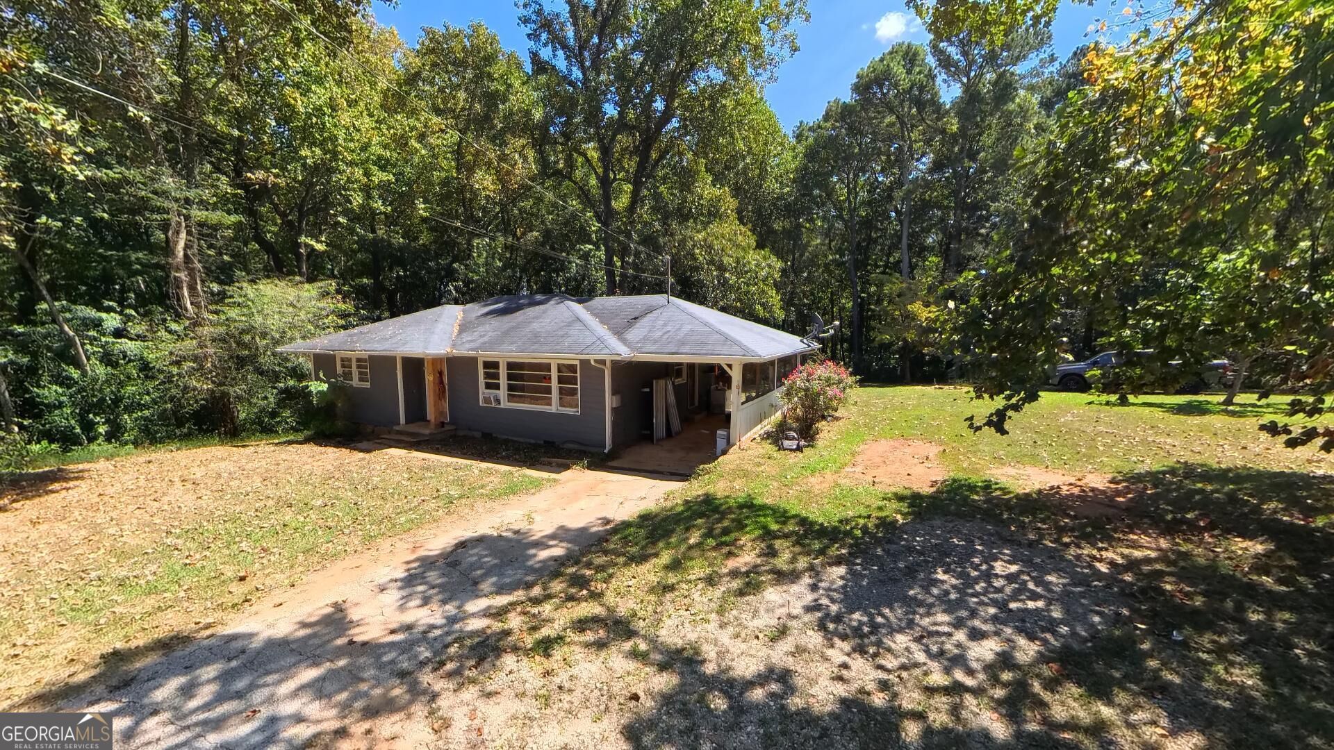 35 Collins Rd — photo