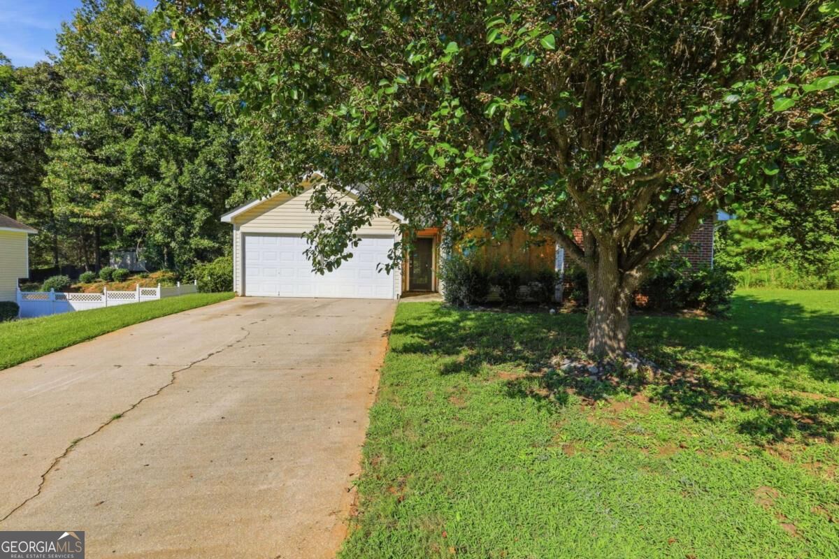 3209 Lower Creek Dr — photo