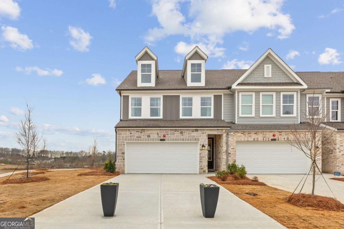 6240 Molo Lane 660 — photo