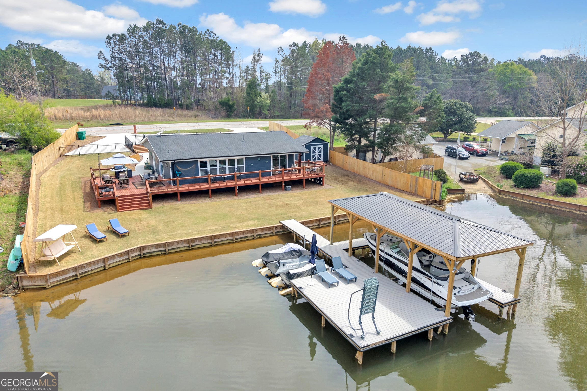 8900 Jackson Lake Rd — photo
