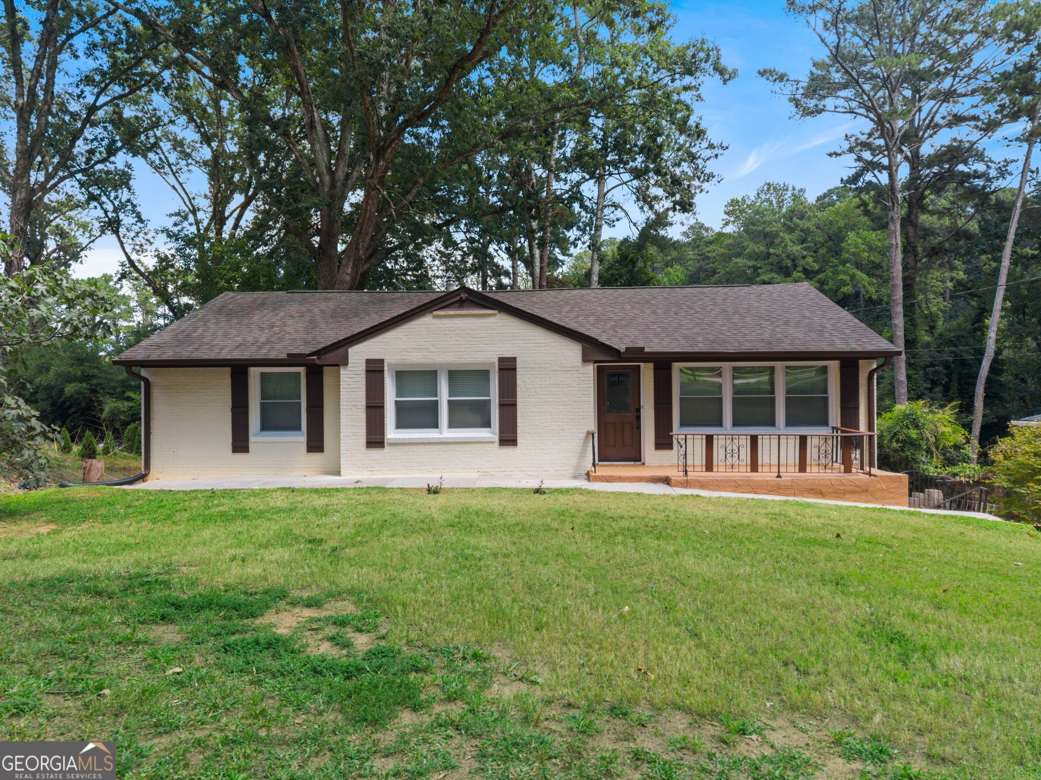 2783 Ben Hill Rd — photo