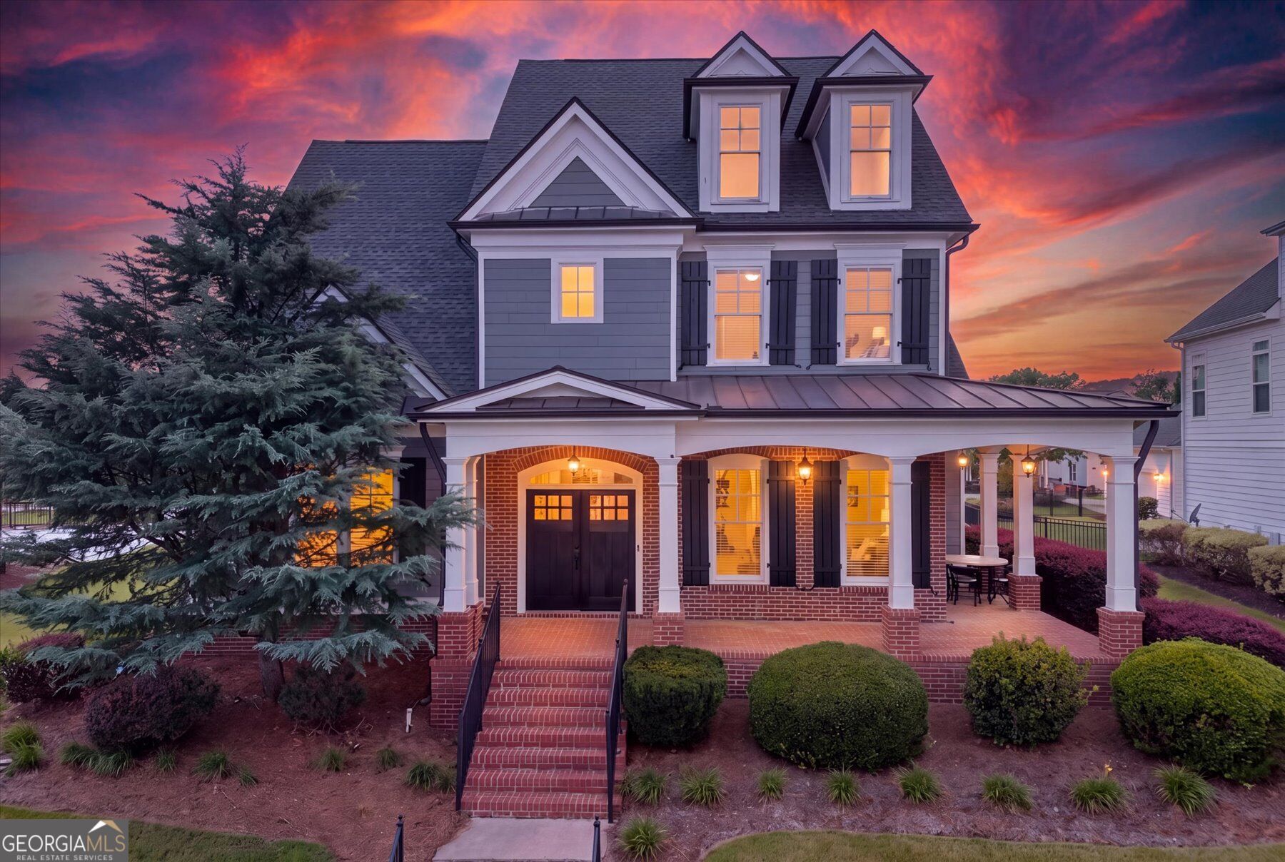 2420 Green Mountain Dr — photo