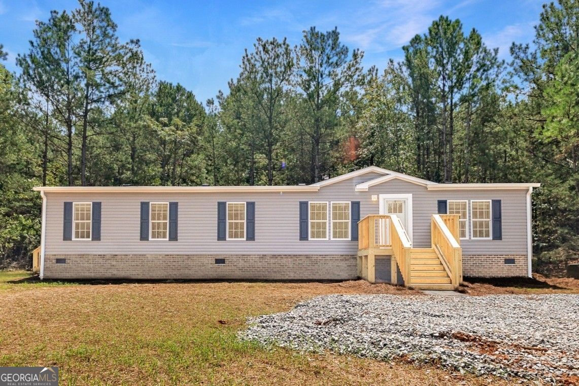 122 Hdr Dr — photo